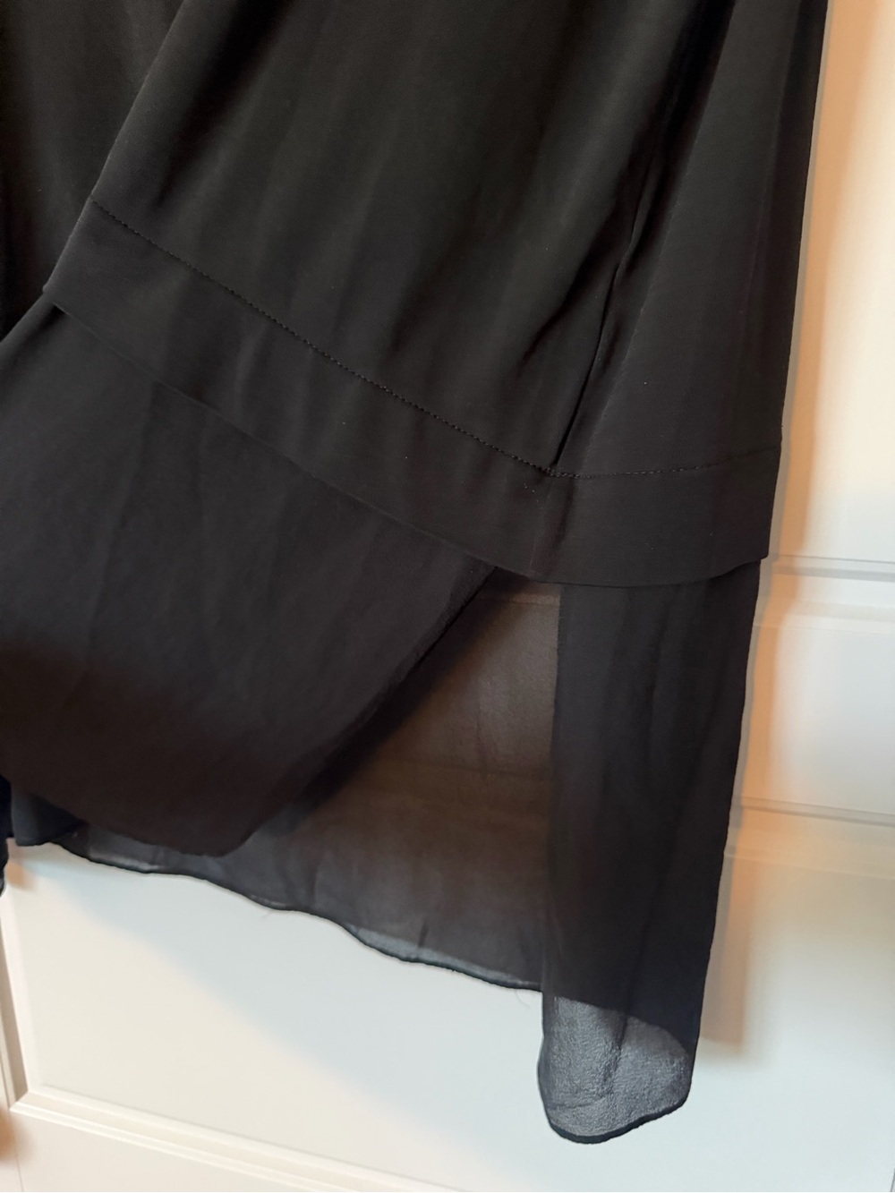 Eileen Fisher Black Silk Sleeveless Top - Picture 2 of 8
